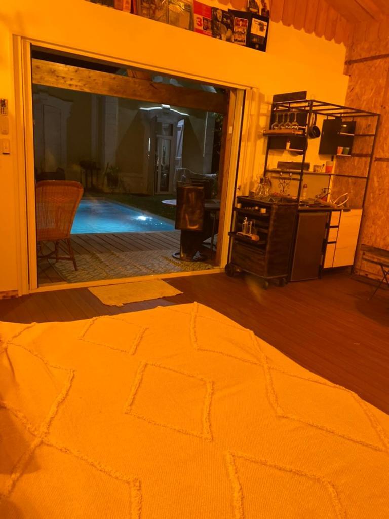 גוז'אן-מסטרה Chalet Atypique Vue Piscine Chauffee מראה חיצוני תמונה