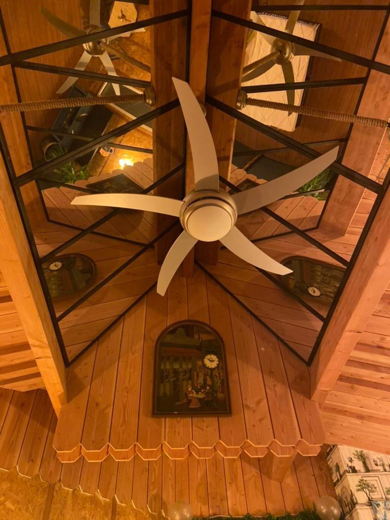 גוז'אן-מסטרה Chalet Atypique Vue Piscine Chauffee מראה חיצוני תמונה